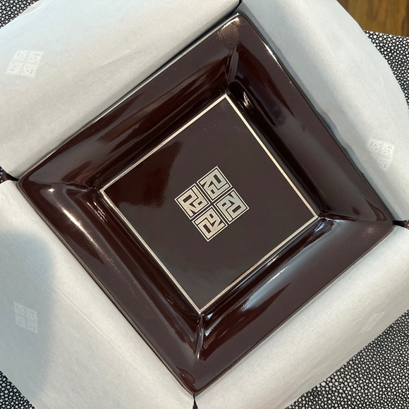 Roger Dubuis Limoges Fine Porcelain Valet Tray BNIB - Picture 7 of 9